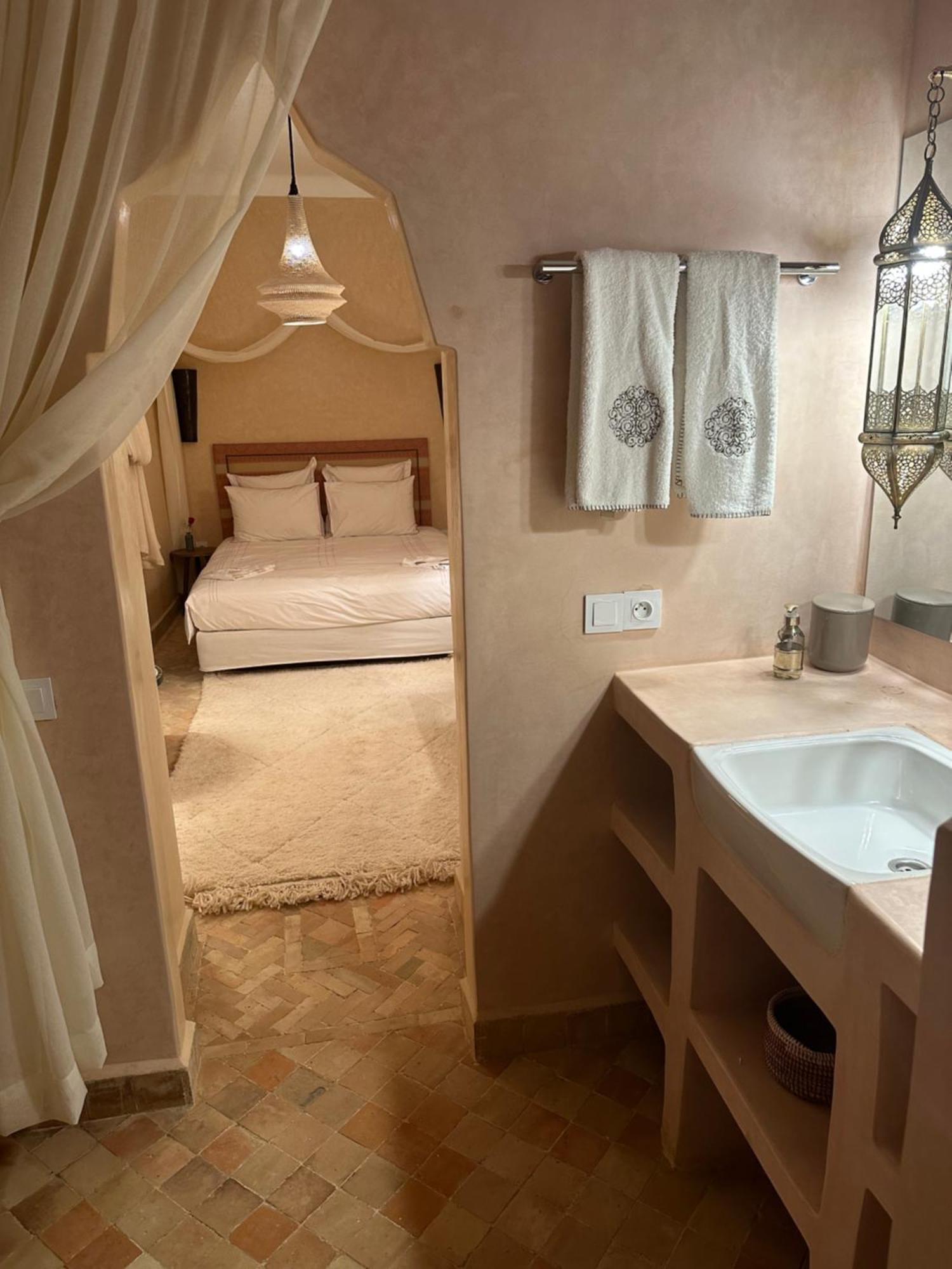 Riad Des Fragrances Dar El Bacha มาร์ราเกช ภายนอก รูปภาพ